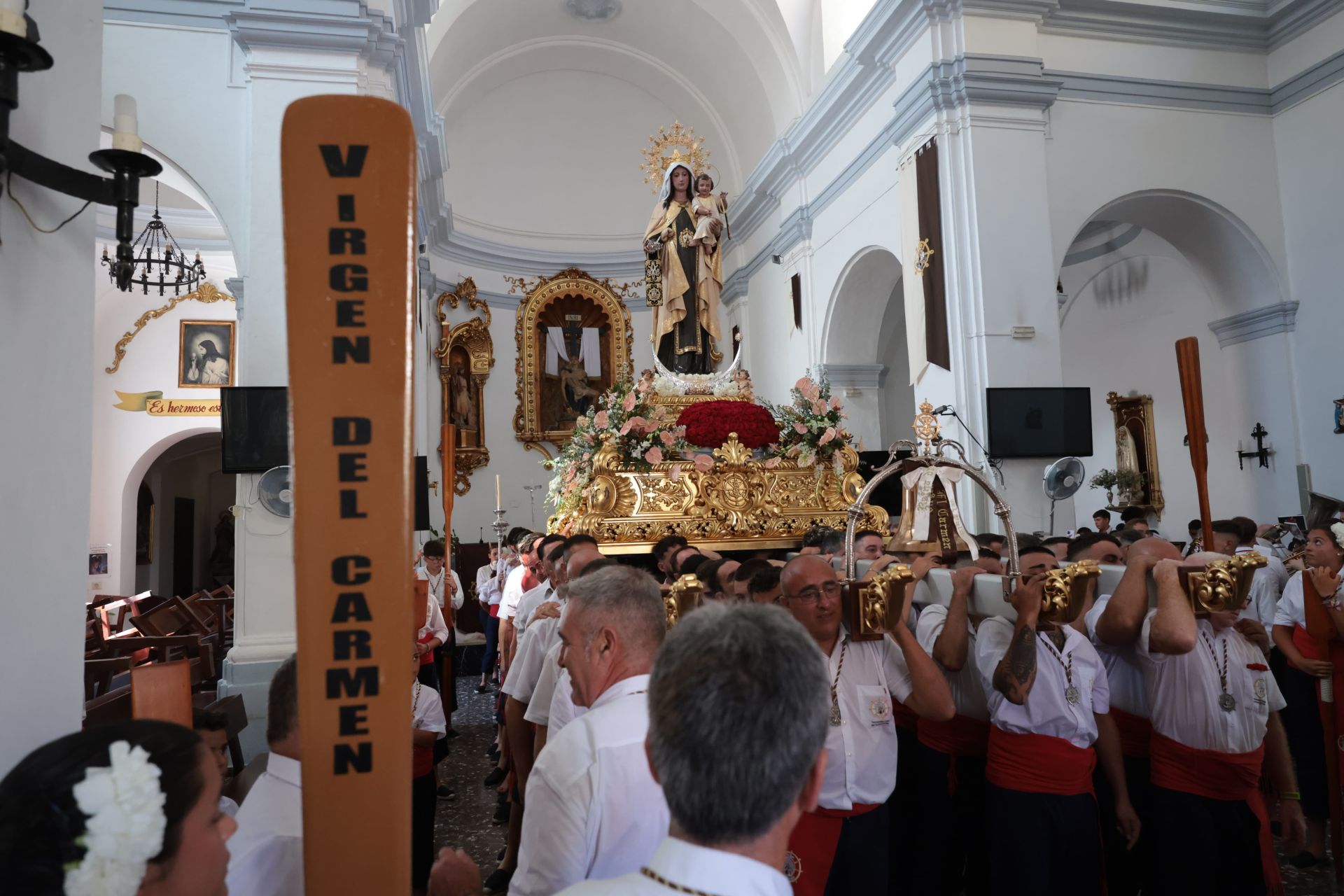 Inicio de la procesión de la Virgen en El Palo