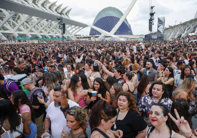 I love Reggaeton in Valencia.