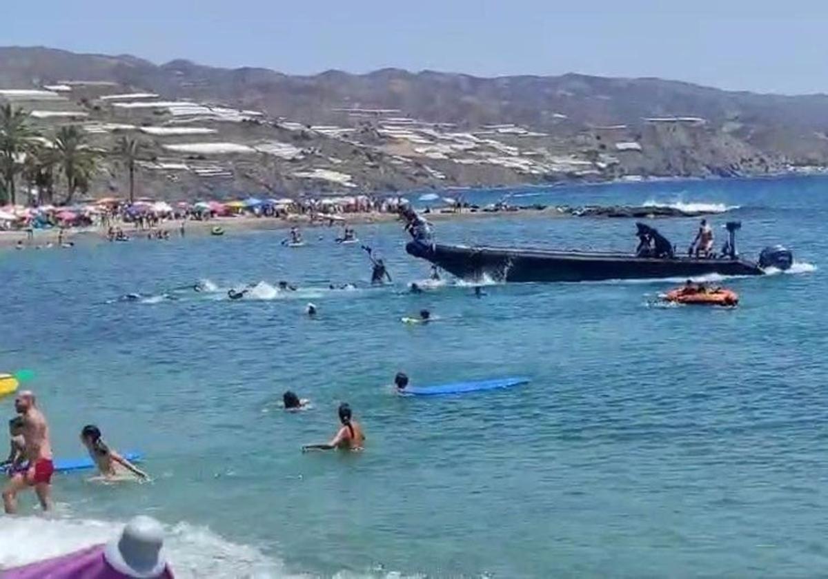 Die Ankunft der Migranten in Castell.