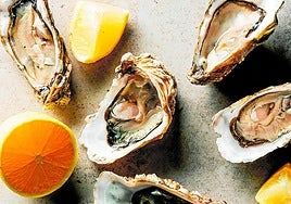 Nicht nur ein Aphrodisiakum: Alles über Austern und wo man sie in Málaga genießen kann