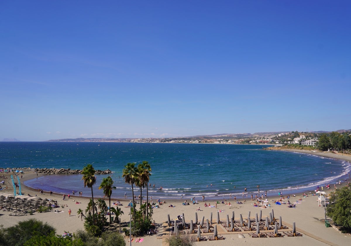 Der Strand El Cristo in Estepona.