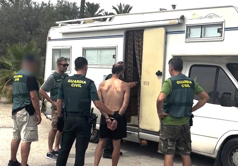 Der Mann lebte in einem Wohnmobil, das er in Málaga abgestellt hatte.