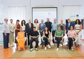 Erste Ausbildungsgruppe mit offiziellen Vertretern.