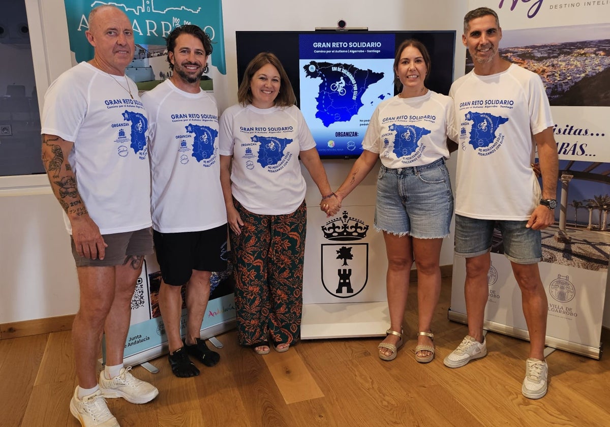 Vorstellung der Solidaritätsinitiative im Rathaus von Algarrobo.