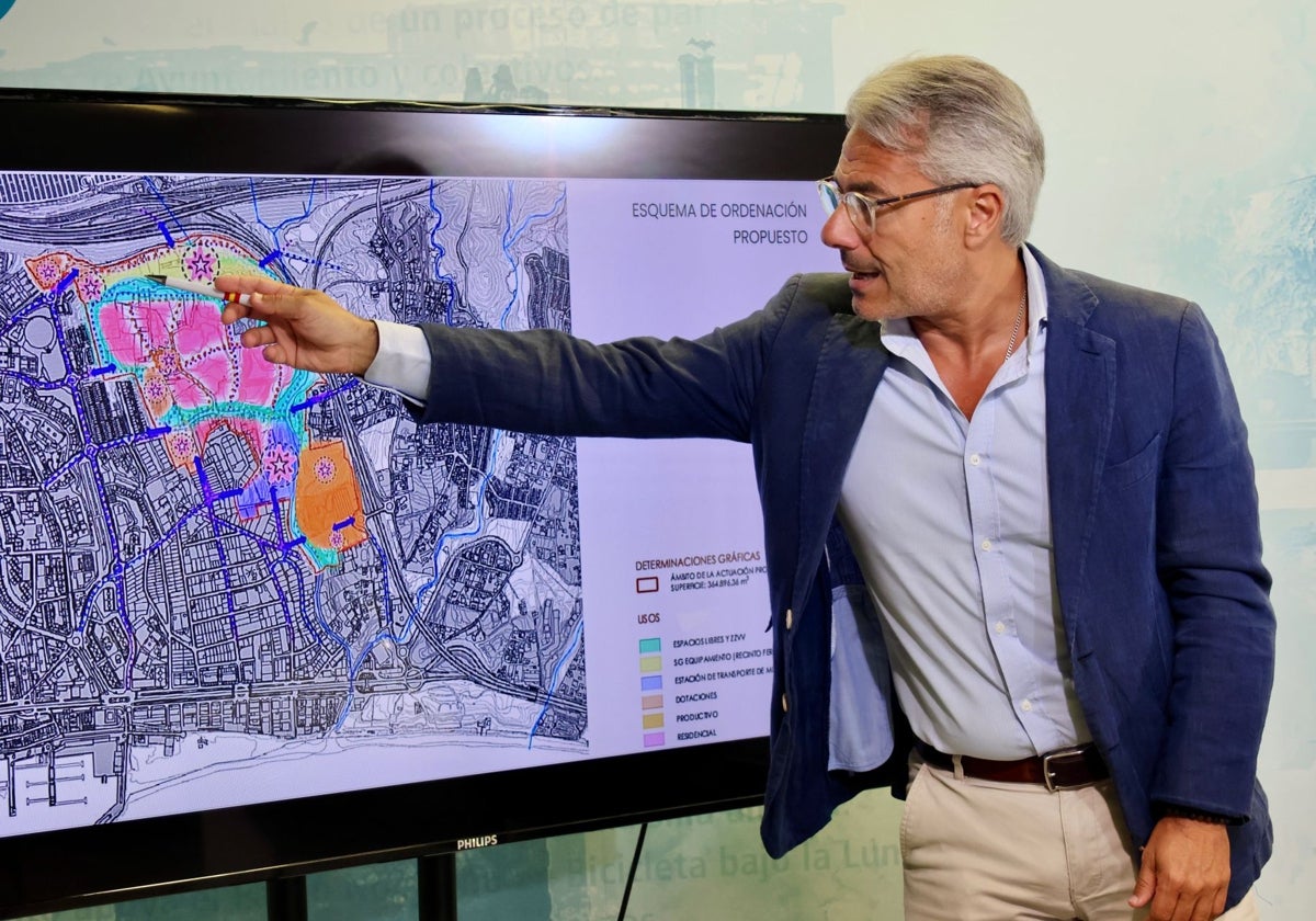 Der Stadtrat zeigt die Lage des Messegeländes (gelb), das von Grünflächen umgeben sein wird, die es vom Wohngebiet (rosa) trennen. Der Plan zeigt den Güterbahnhof (blau) und den Produktionsbereich (orange).