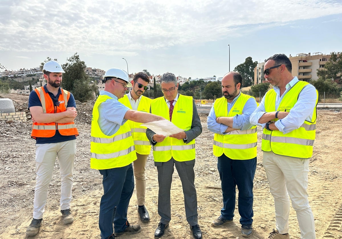 Besuch der Baustelle des zukünftigen Parks.