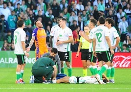 Víctor García protestiert bei Huerta de Aza gegen dessen Entscheidung,