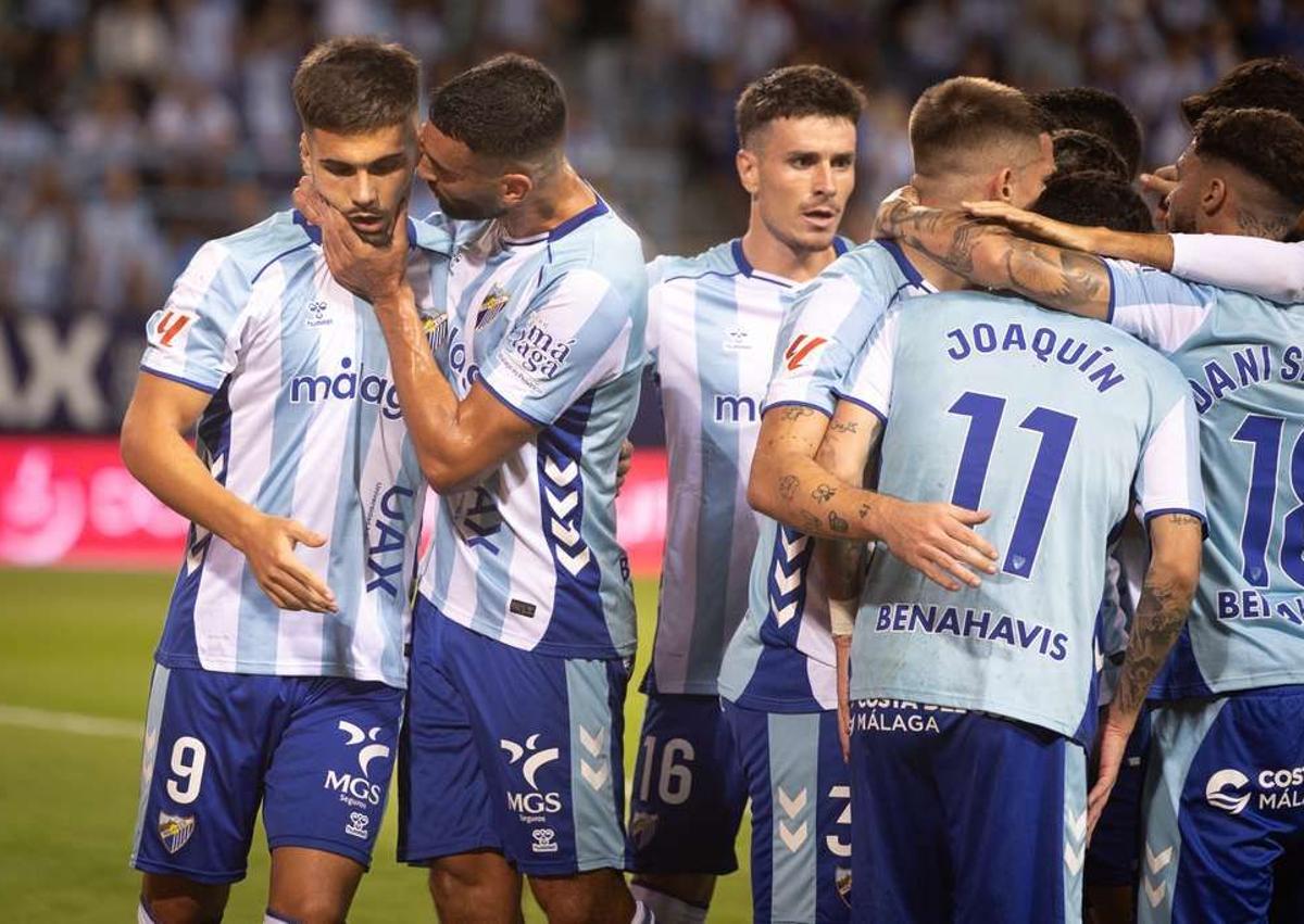 Imagen secundaria 1 - Chupete stiehlt FC Málaga die Show beim Sieg gegen den ungeschlagenen Tabellenführer