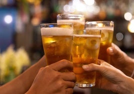 Deutsches Essen und Live-Musik auf dem Oktoberfest in Estepona