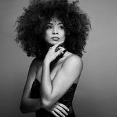 Die Sängerin und Pianistin Kandace Springs wird das Festival am 3. November eröffnen.