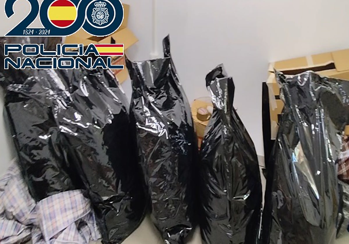 Ein Teil der in La Axarquía beschlagnahmten Drogen.