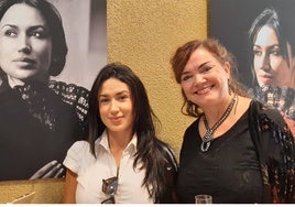 Conni Berner (r.) mit Anggy Zapata Marentes, die sie zu den beiden Porträts inspirierte.