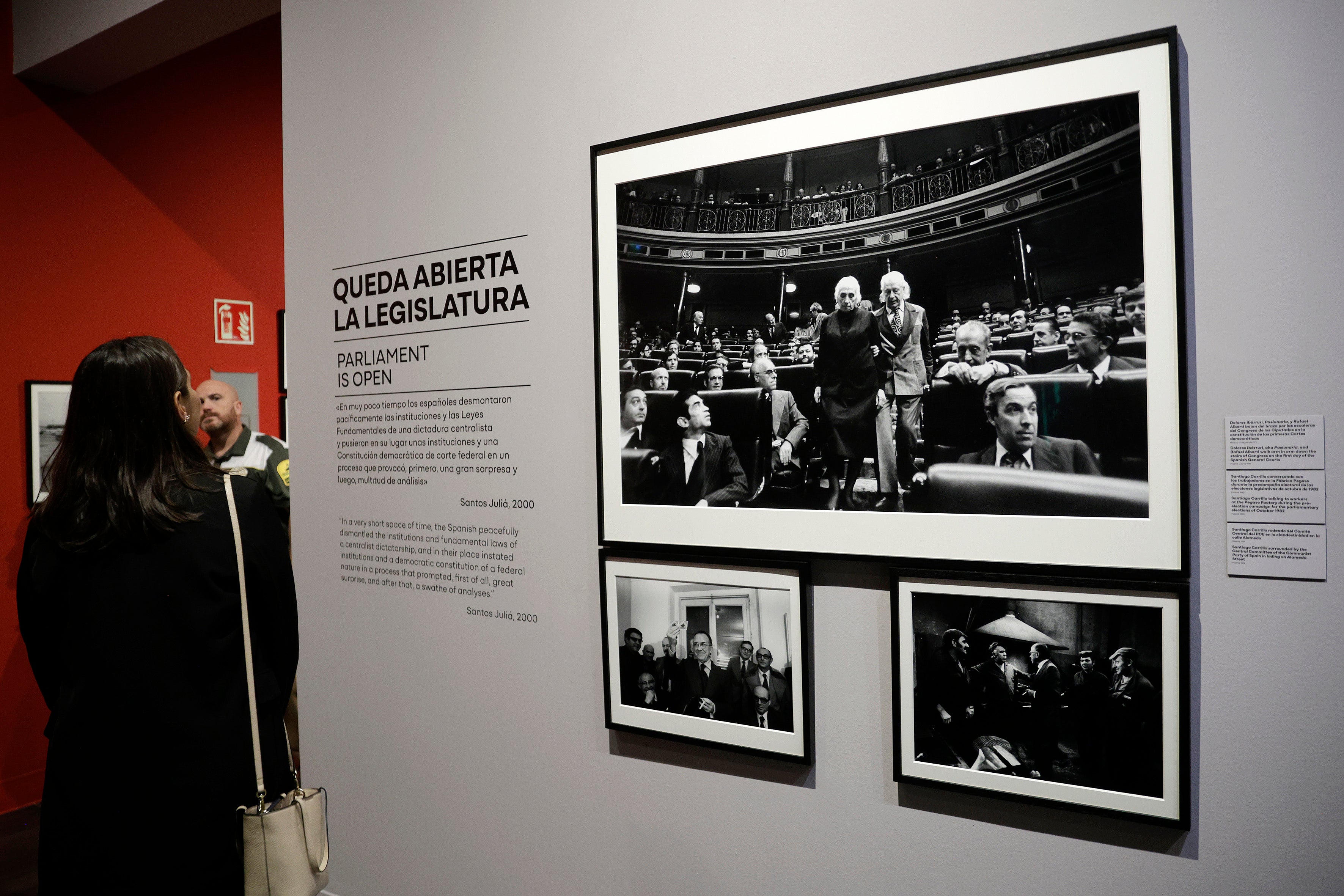 Fotoreporterin Marisa Flórez weiht neue Räumlichkeiten ein