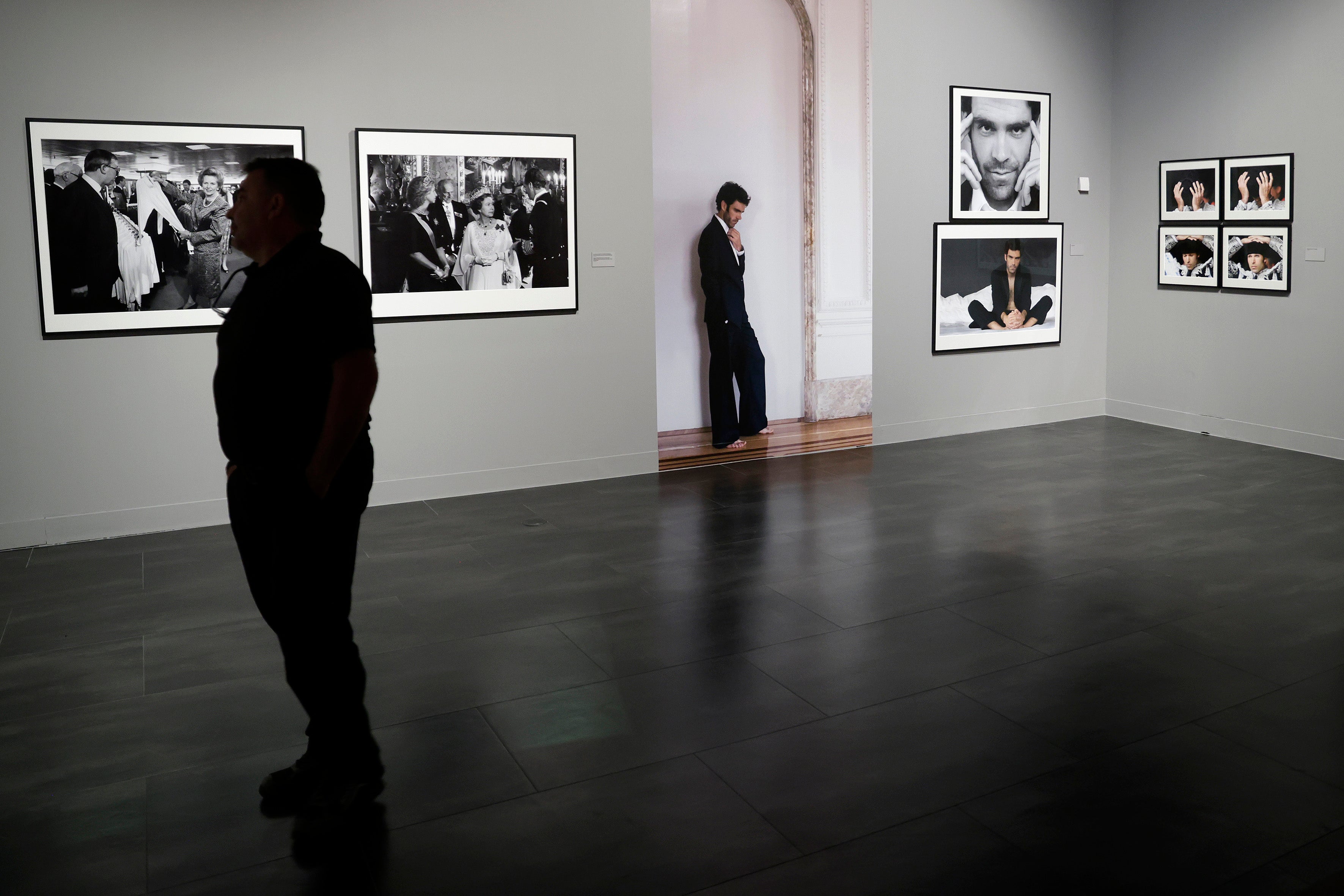 Fotoreporterin Marisa Flórez weiht neue Räumlichkeiten ein