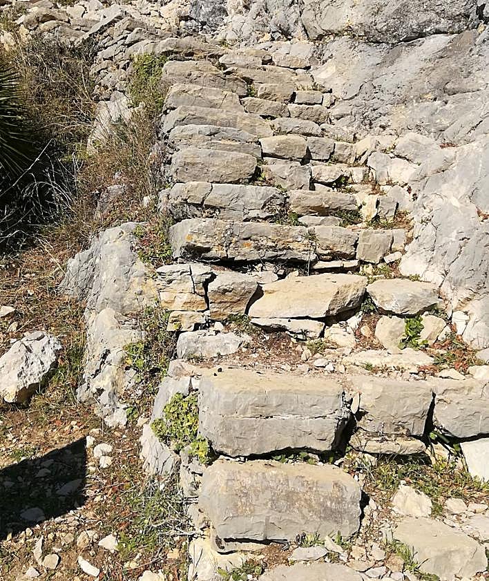 Imagen secundaria 2 - Wandern in Málaga: eine Tour zum Gipfel des Huma im Stauseengebiet von Ardales