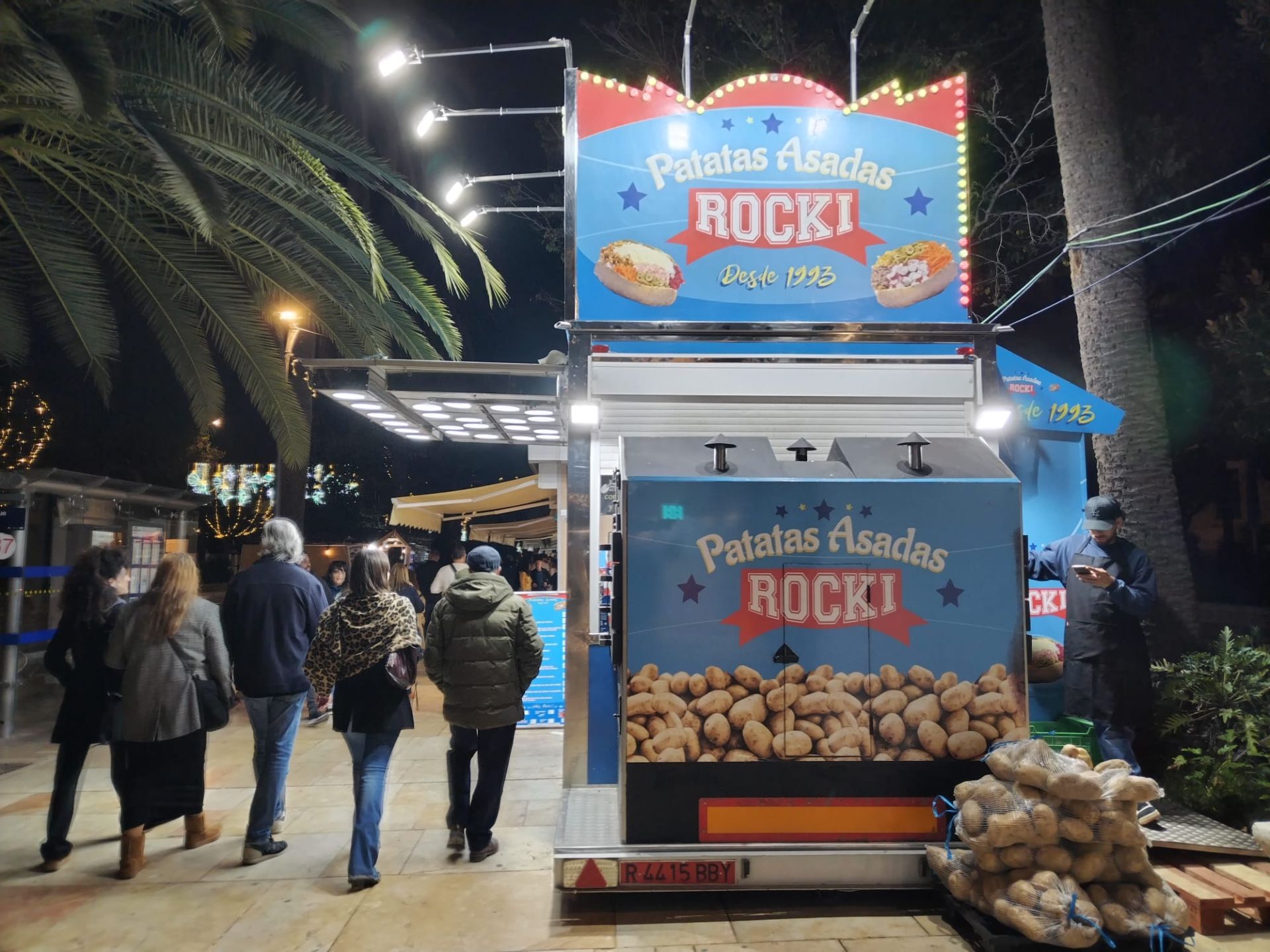 Weihnachtsmarkt am Paseo del Parque in Málaga wieder geöffnet