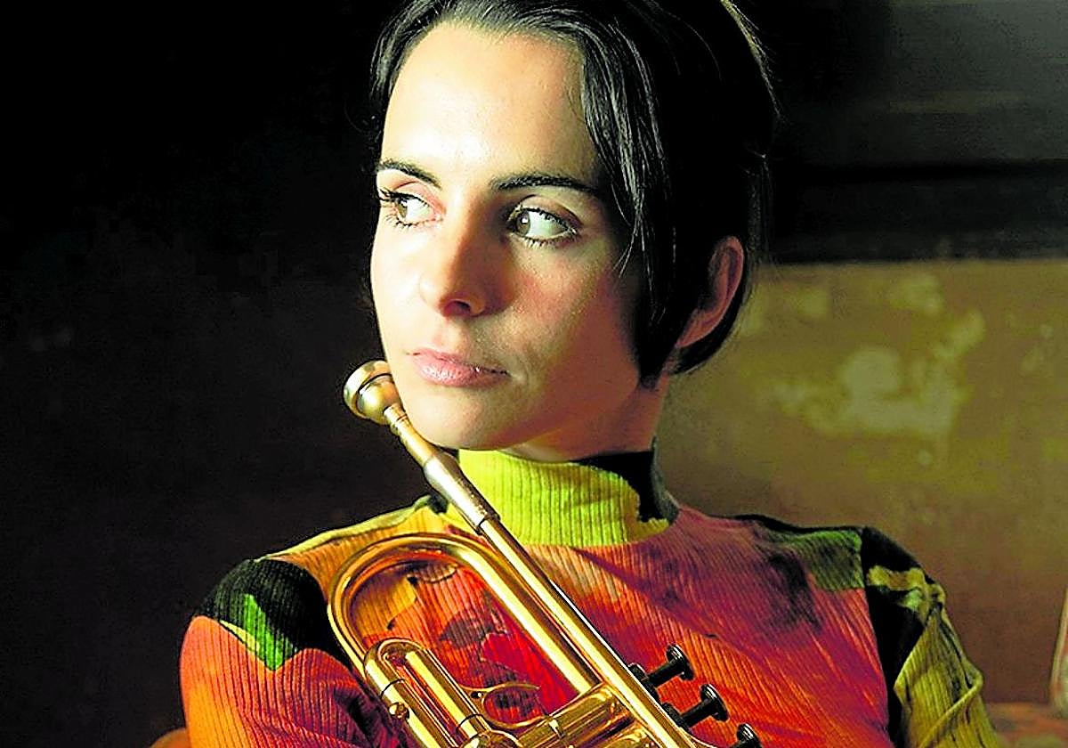 Die Sängerin und Trompeterin Andrea Motis.