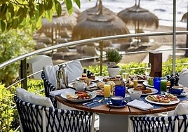 Beispiel für das Frühstück, das im Restaurant Sea Grill im Puente Romano Resort serviert wird.