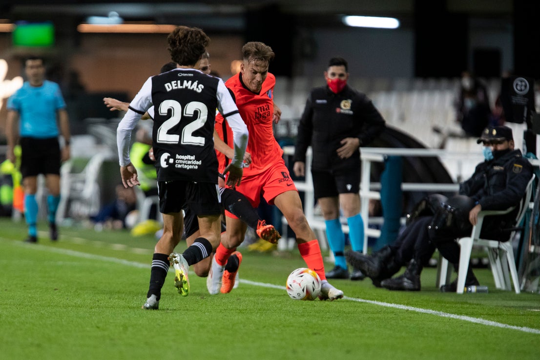 Malaga lose away to Cartagena and continue without an away win.