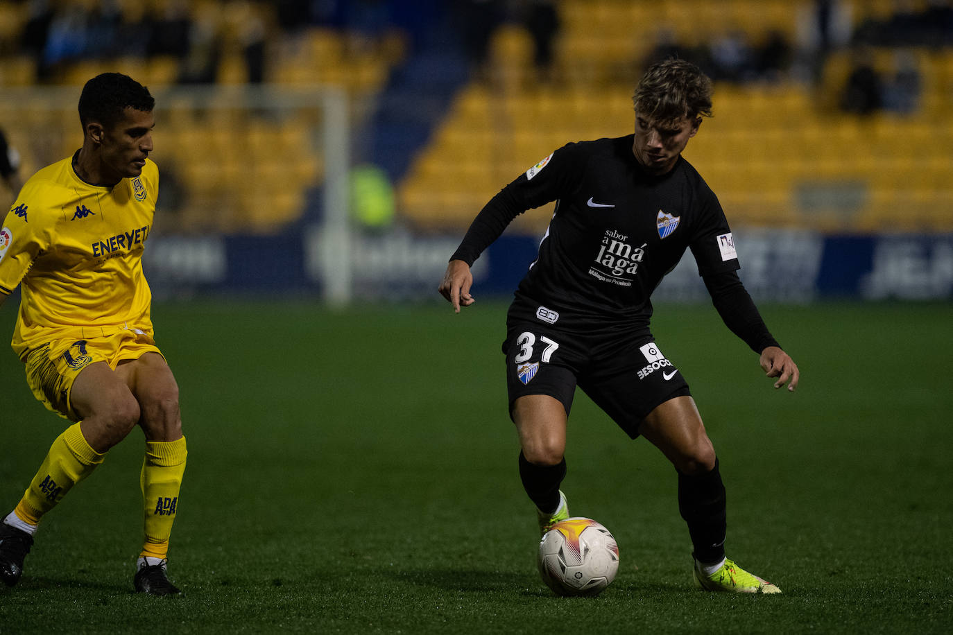 Malaga won away from home for the first time this season on Monday (3 January)