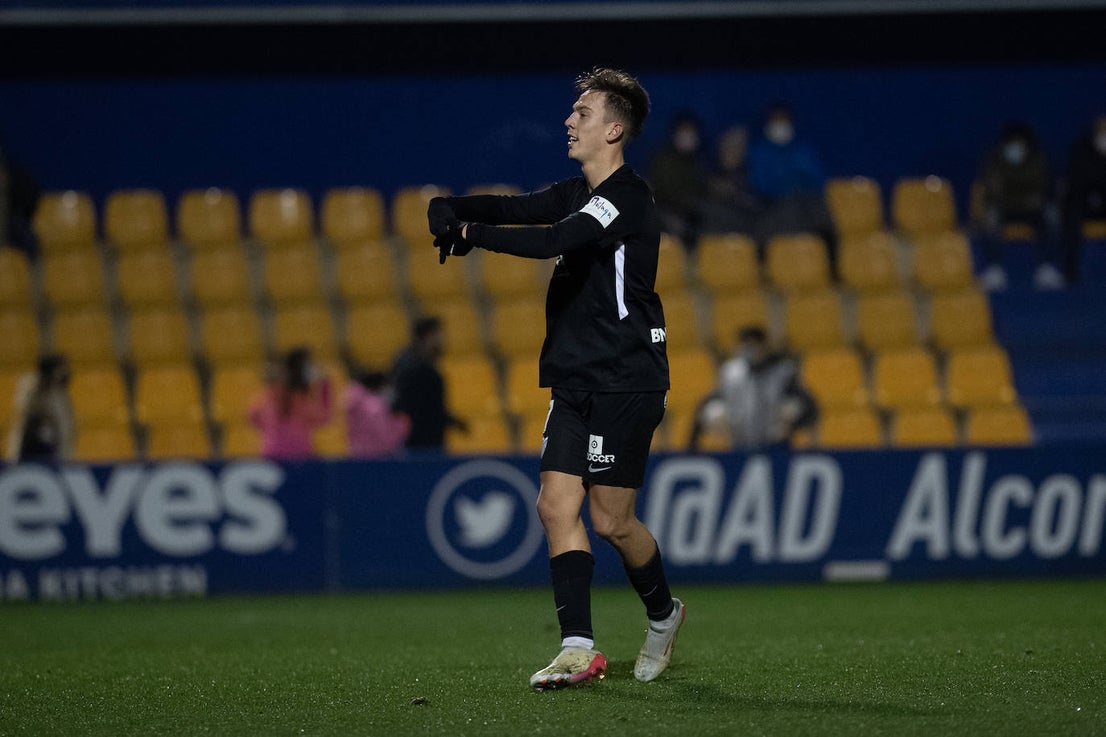 Malaga won away from home for the first time this season on Monday (3 January)