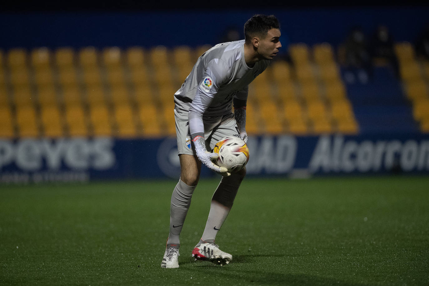 Malaga won away from home for the first time this season on Monday (3 January)