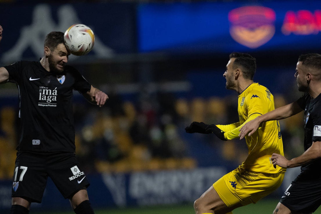 Malaga won away from home for the first time this season on Monday (3 January)