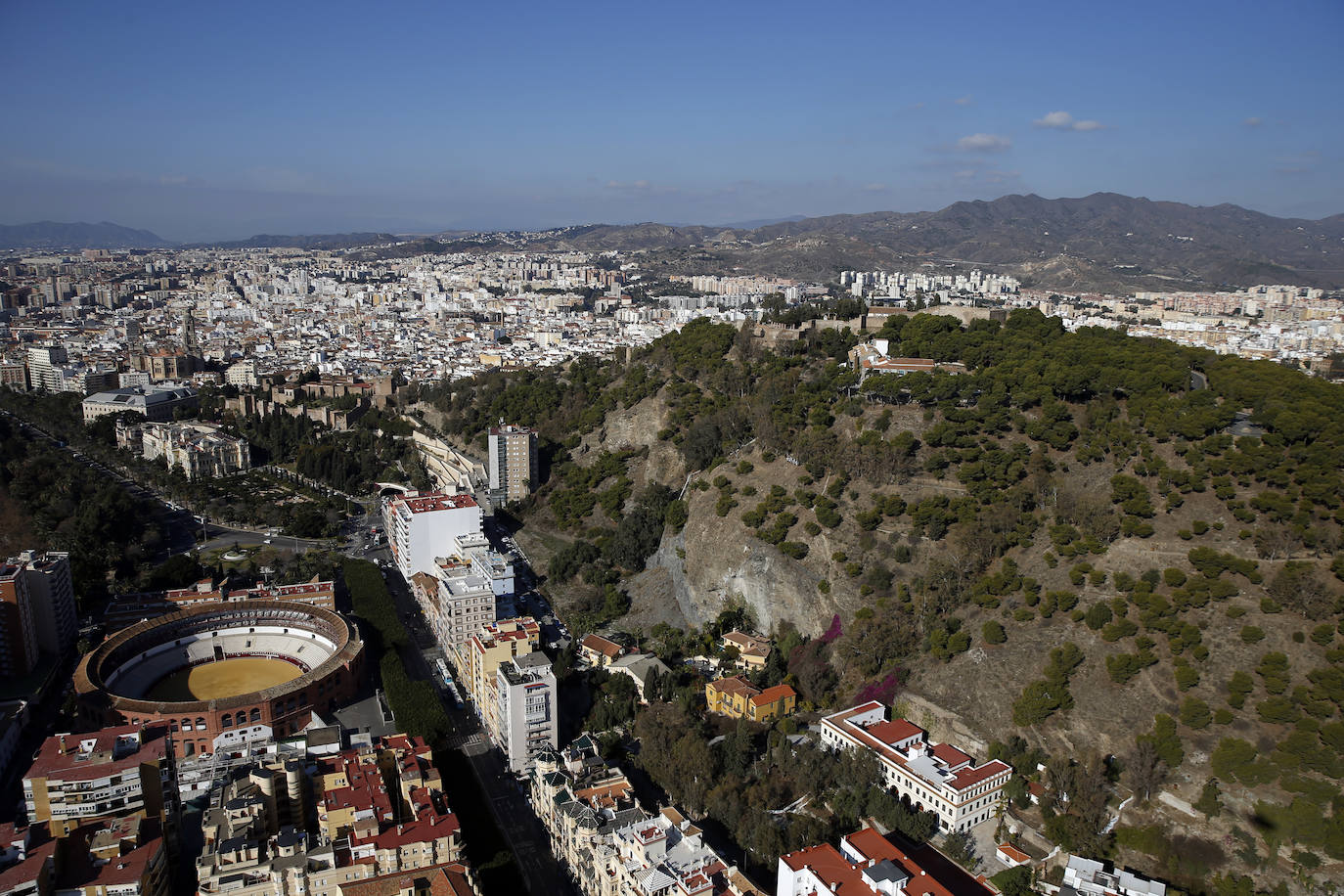 Since 1986, the Spanish National Police have been watching criminals from above in their Air Unit. 