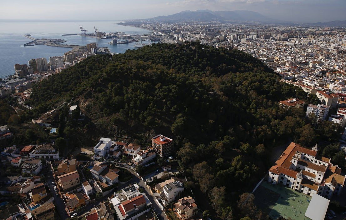 Since 1986, the Spanish National Police have been watching criminals from above in their Air Unit. 