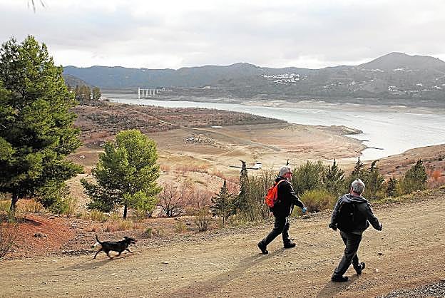 Lack of infrastructure works adds to Costa drought woes