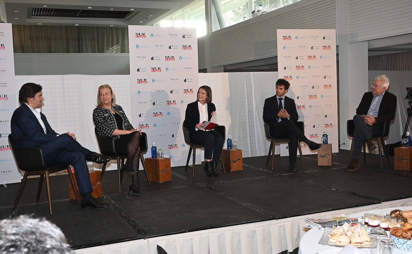 Representatives of Marbella town hall, Prime Invest, Triay Lawyers, and Iago Milet architecture studio at the event organised by SUR in English.
