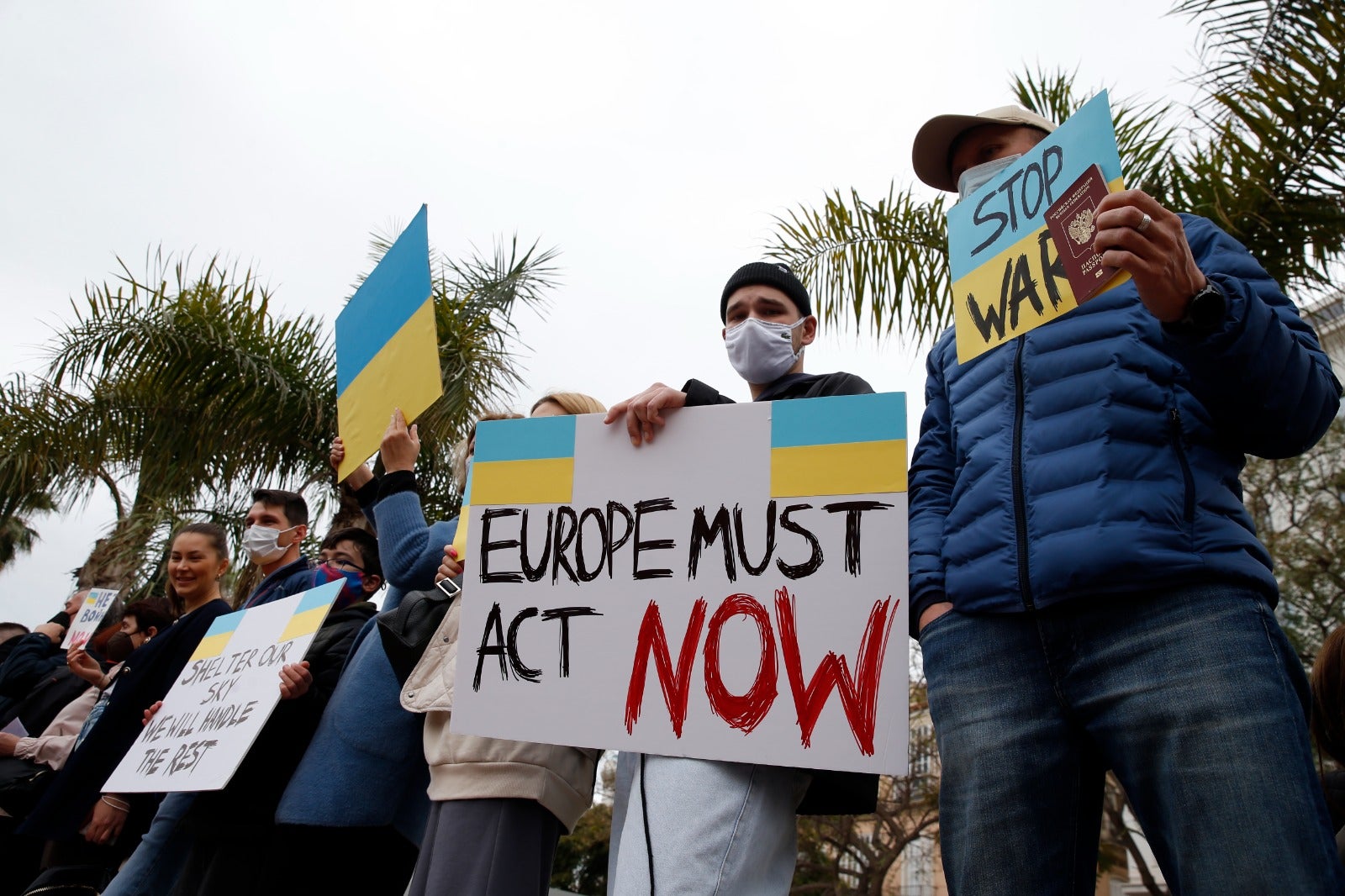 Demonstration in Malaga's Plaza de la Marina, this Sunday. 
