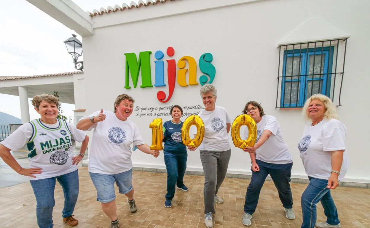 Celebrating 100 years of Soroptimist International at the Mijas club.