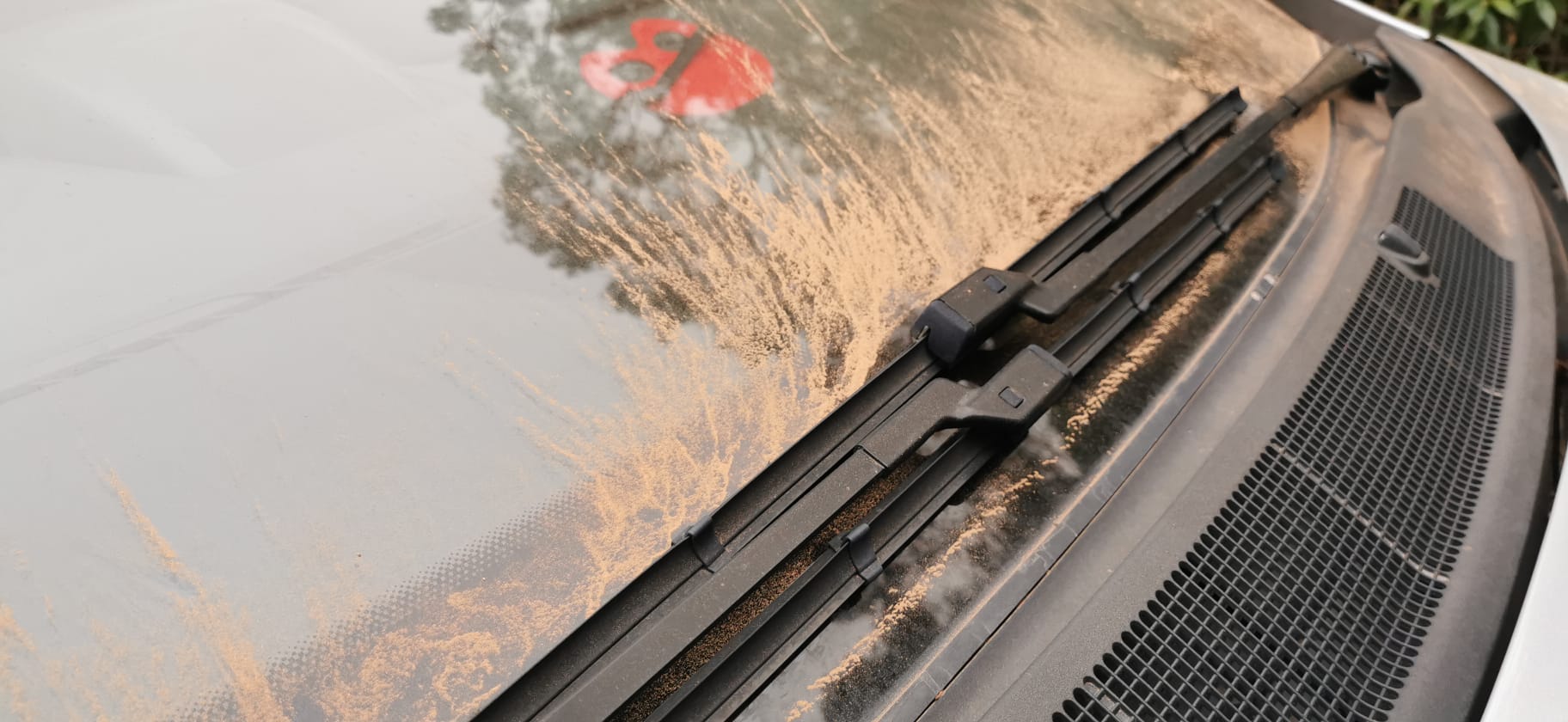 The rain brought with it Saharan dust, in suspension