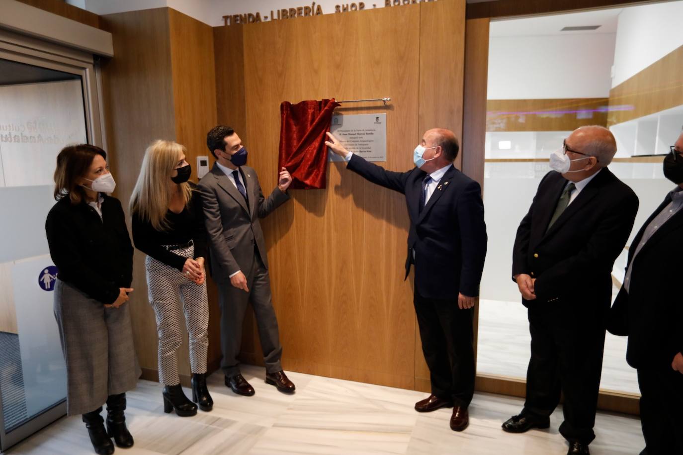 The centre, officially opened by the president of the Junta de Andalucía, now hosts four exhibitions