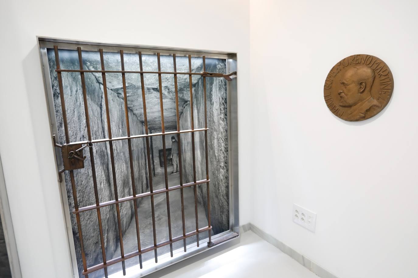 The centre, officially opened by the president of the Junta de Andalucía, now hosts four exhibitions