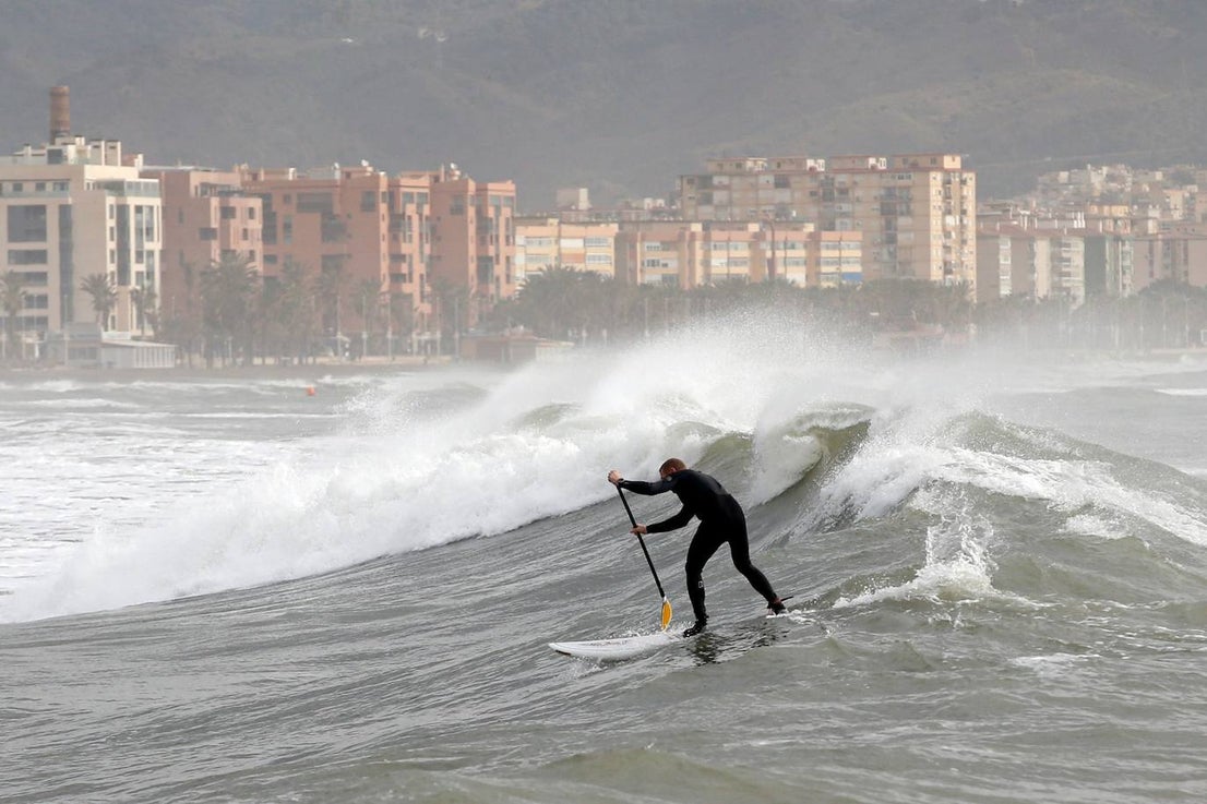 The strong waves have aggravated the loss of sand on the beaches of the province