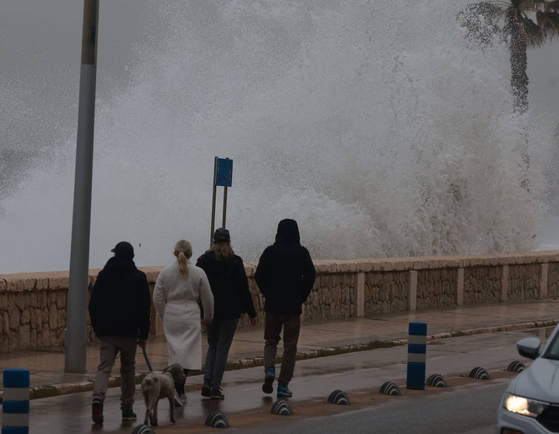 Photographs of the damage to the beaches of the Costa del Sol due to the storm