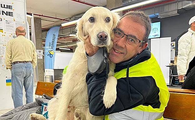 A dog and cat are being brought to join their owners, who are now in Spain. 