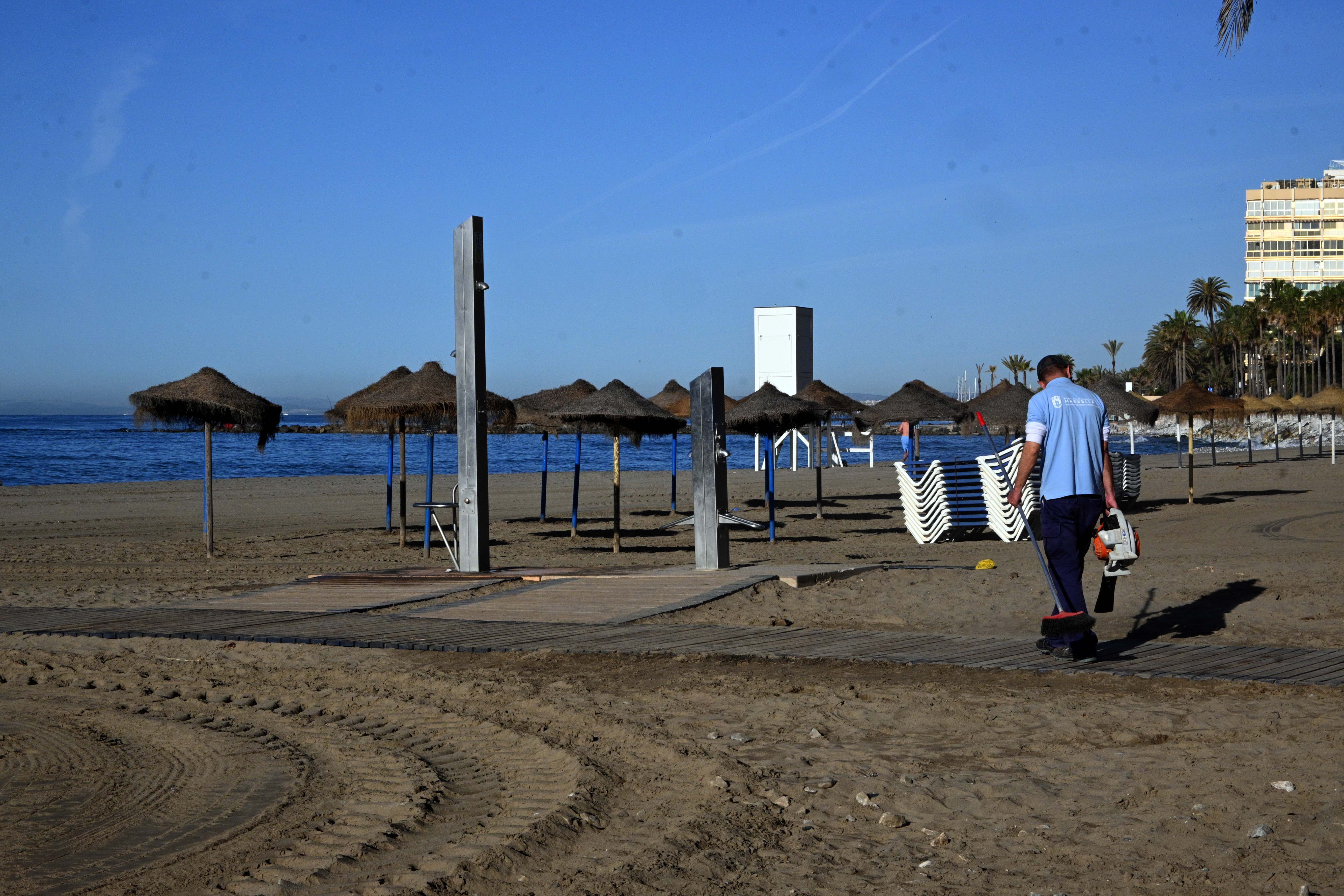 Playa de La Bajadilla in Marbella.