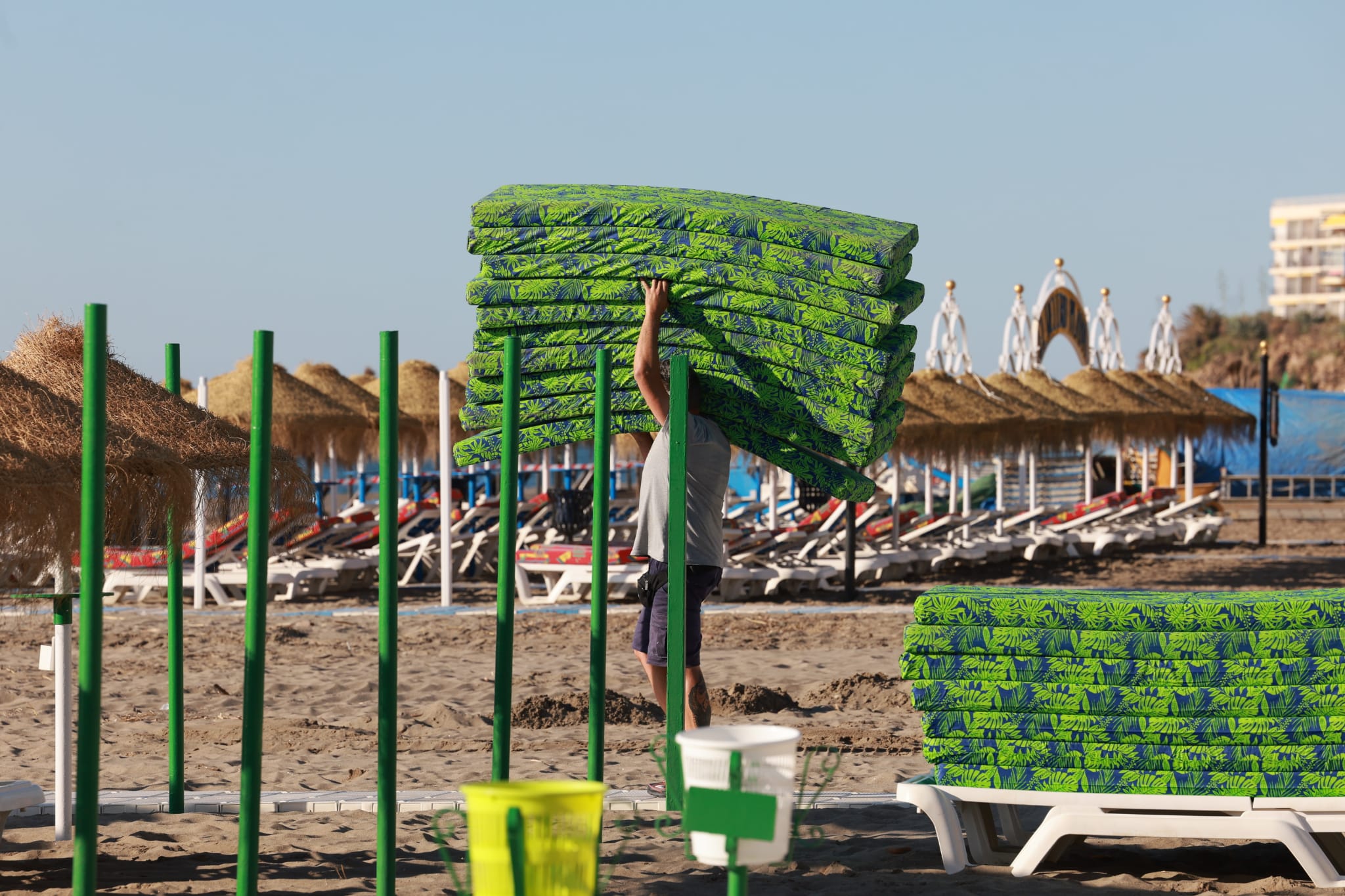 Working against the clock on the Huelin and La Malagueta beaches in Malaga city, and also on the beaches of Torremolinos