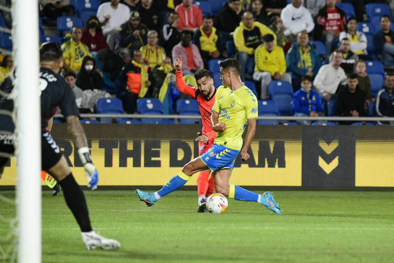 Malaga could not take the three points from Las Palmas.