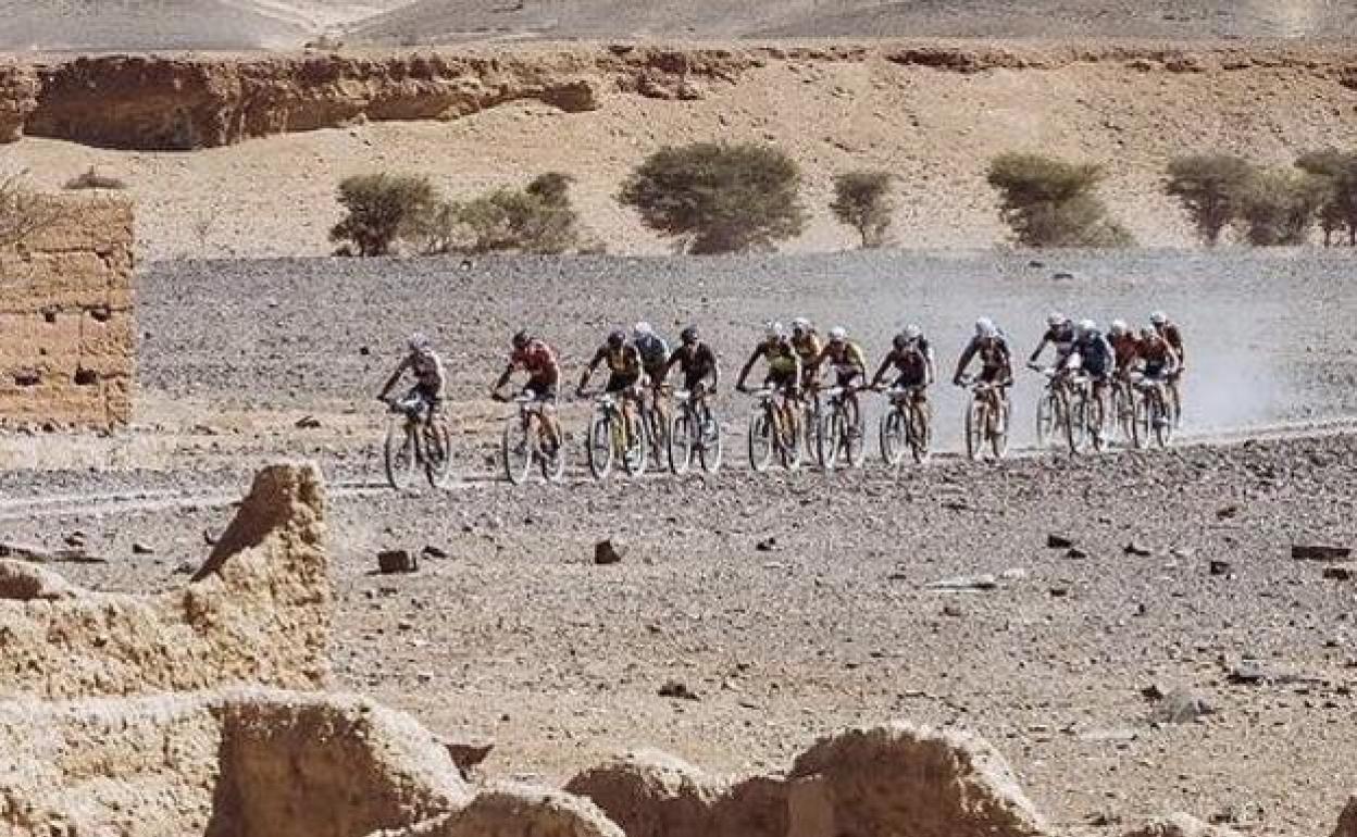 Image from the second stage of the Titan Desert 2022 mountain bike race. 