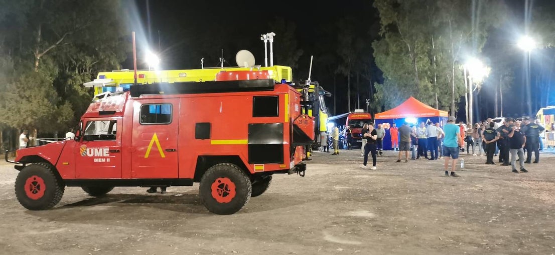 The flames were visible from several points in Malaga province.