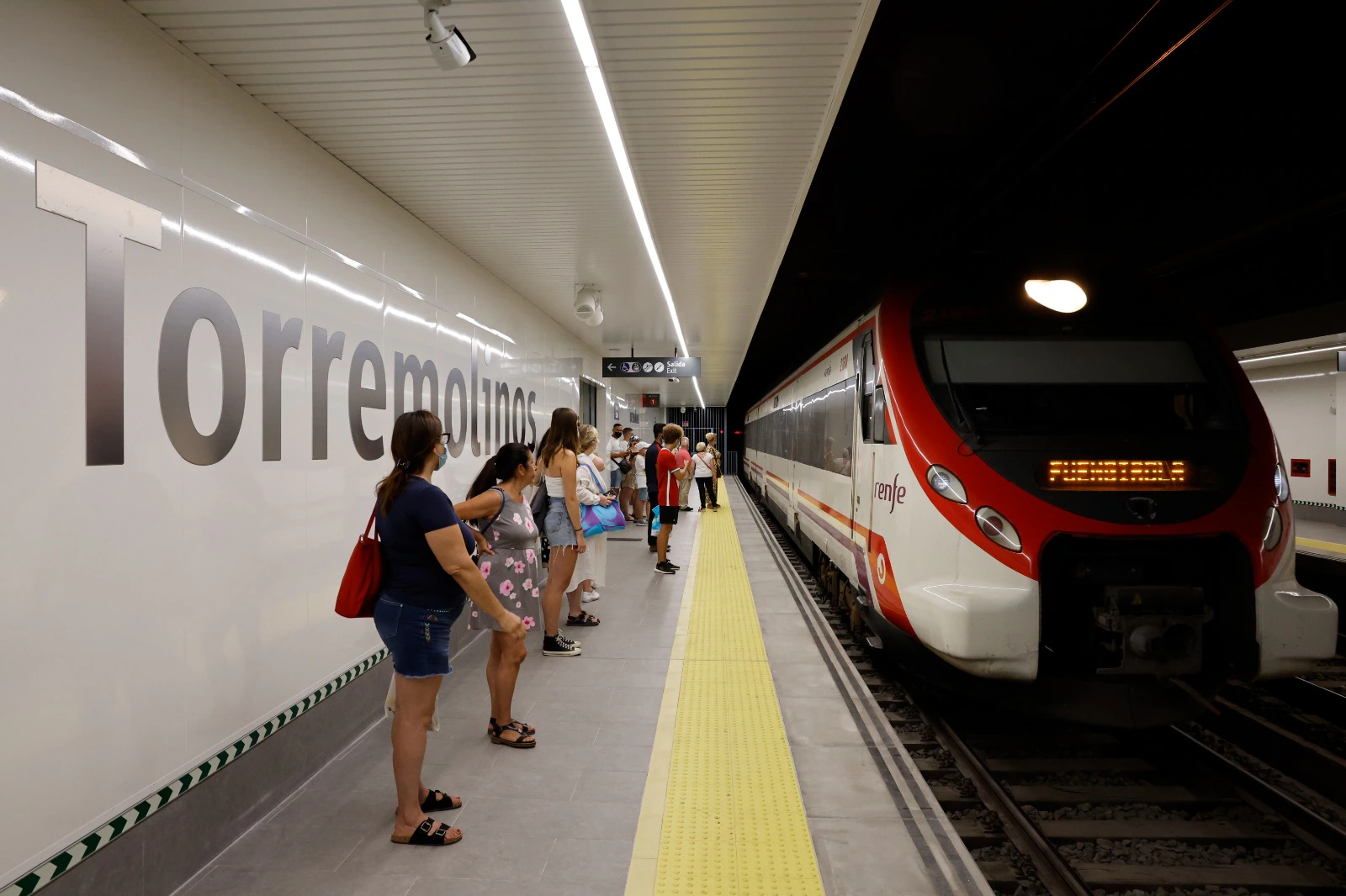 Passengers using the new Cercanías station in the centre of Torremolinos. 