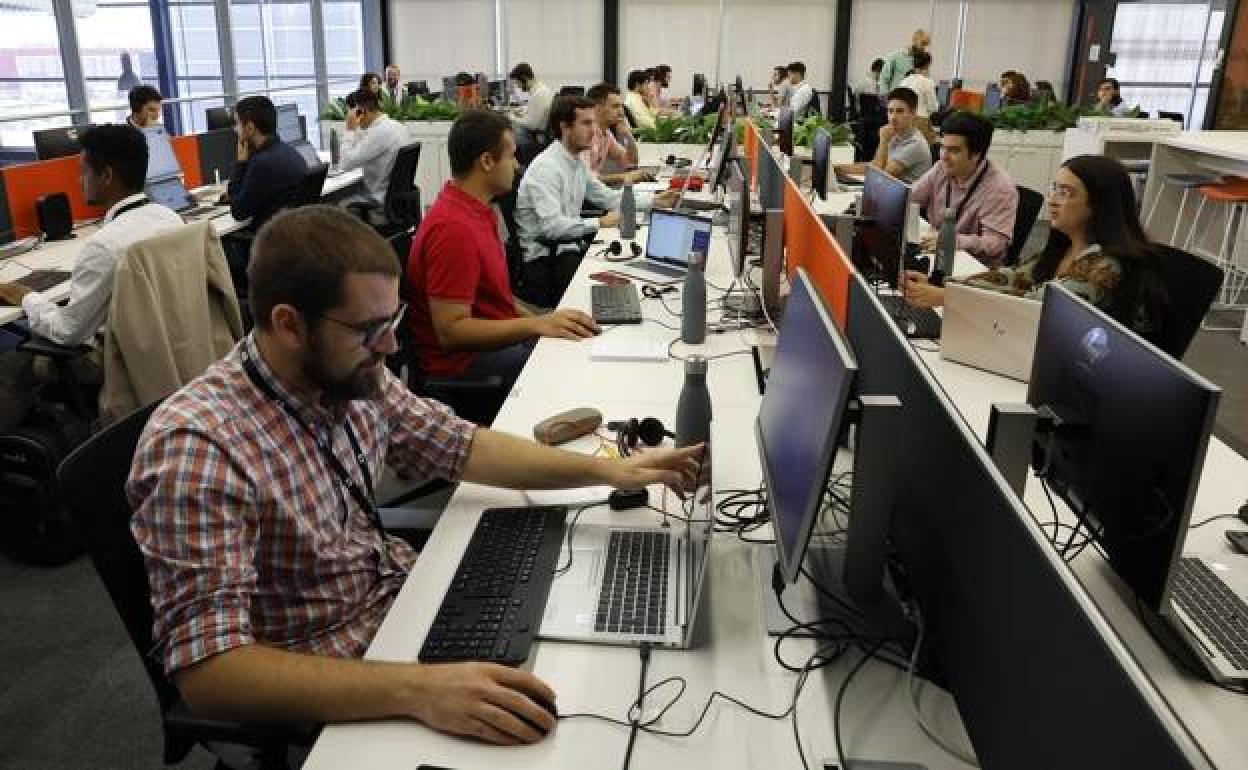 Ernst & Young plans to boost its staff in Malaga to 2,000 over the next three years