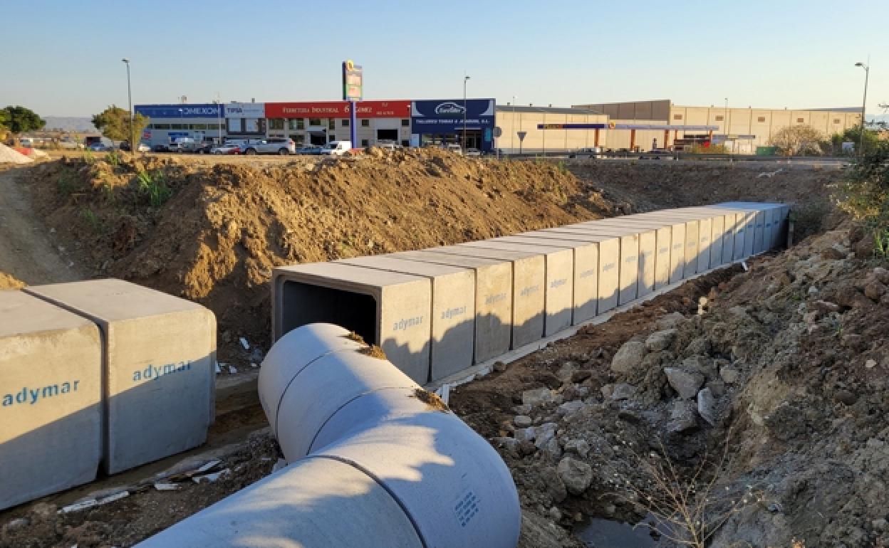 Vaulting work begins on the roundabout. 