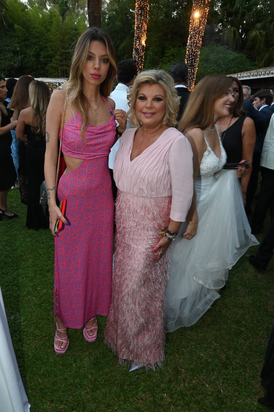The gala dinner of the Asociación Española Contra el Cáncer de Marbella has returned in style, bringing together more than 500 people at Finca de La Concepción to support the work of this group that cares for patients suffering from this disease and their families