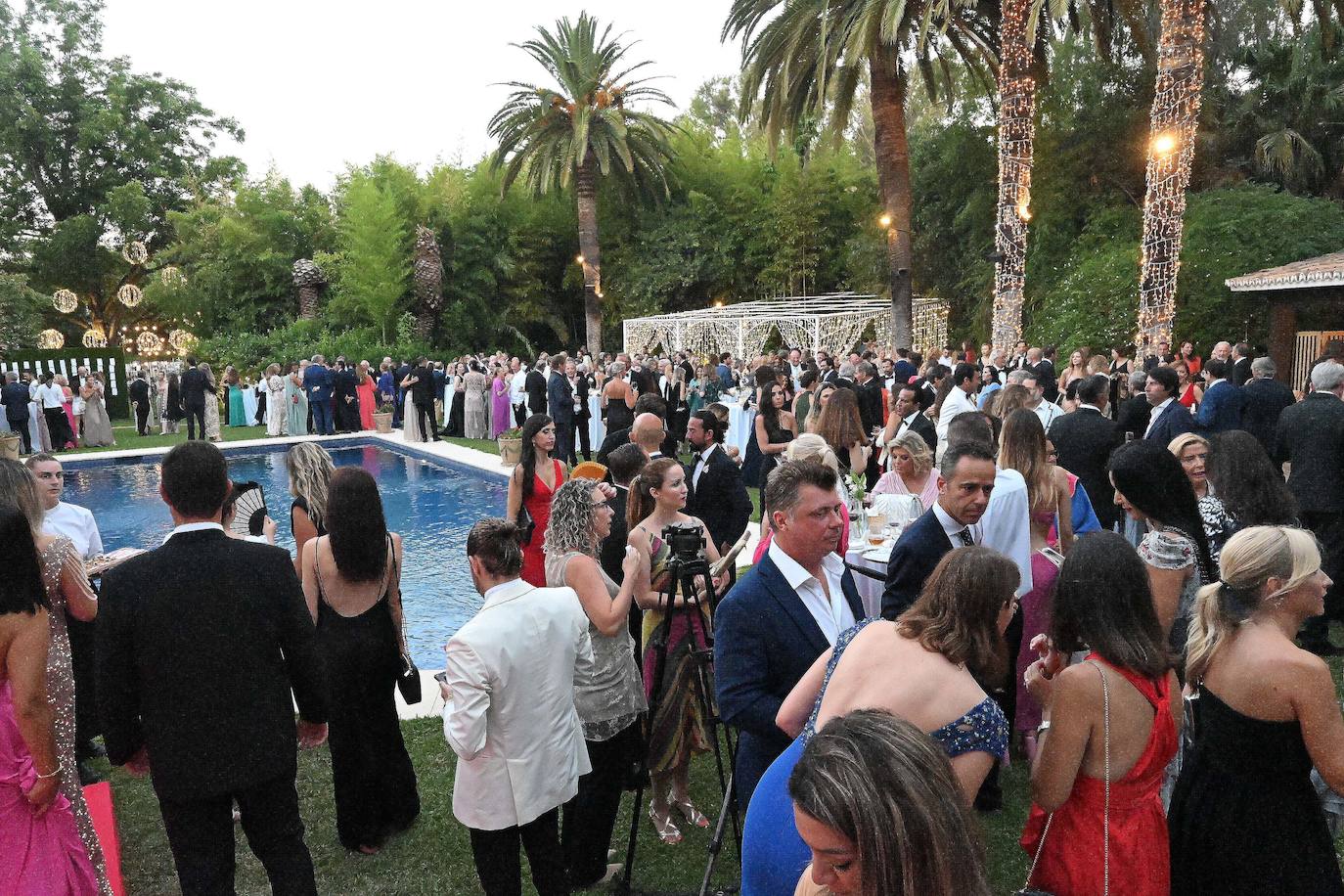 The gala dinner of the Asociación Española Contra el Cáncer de Marbella has returned in style, bringing together more than 500 people at Finca de La Concepción to support the work of this group that cares for patients suffering from this disease and their families