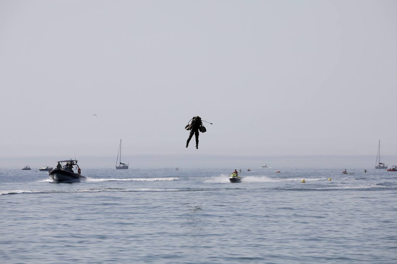 From the early hours of Sunday morning the Torre del Mar beach, on the the Costa del Sol, was full of people waiting to see what is already recognised as one of the best air festivals in Europe. 